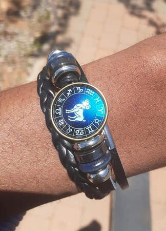 All star signs available